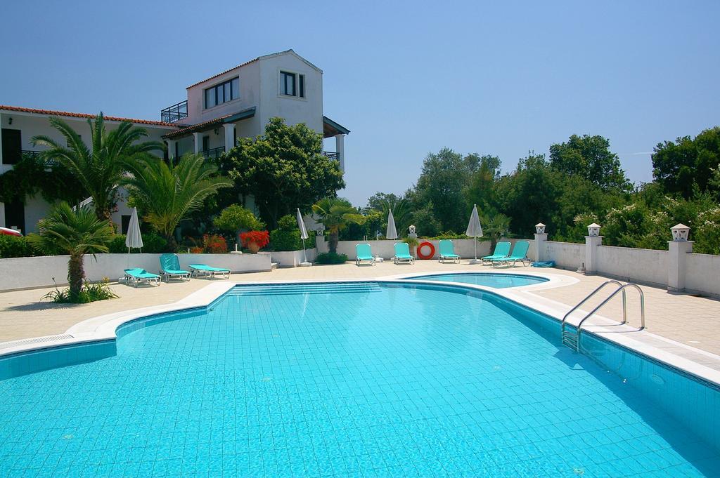Marialice Apartment Dassia  Ngoại thất bức ảnh
