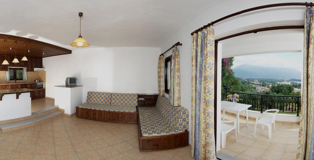 Marialice Apartment Dassia  Ngoại thất bức ảnh