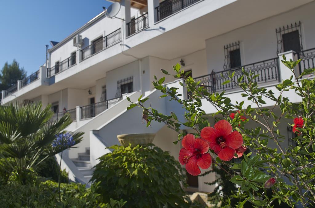 Marialice Apartment Dassia  Ngoại thất bức ảnh